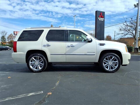 2013 Cadillac Escalade Platinum Edition