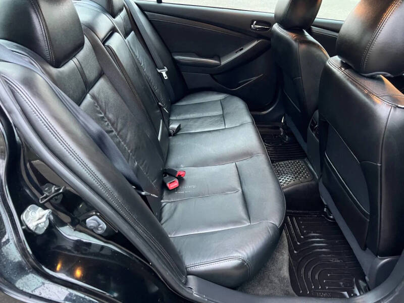 2012 Nissan Altima 3.5 SR