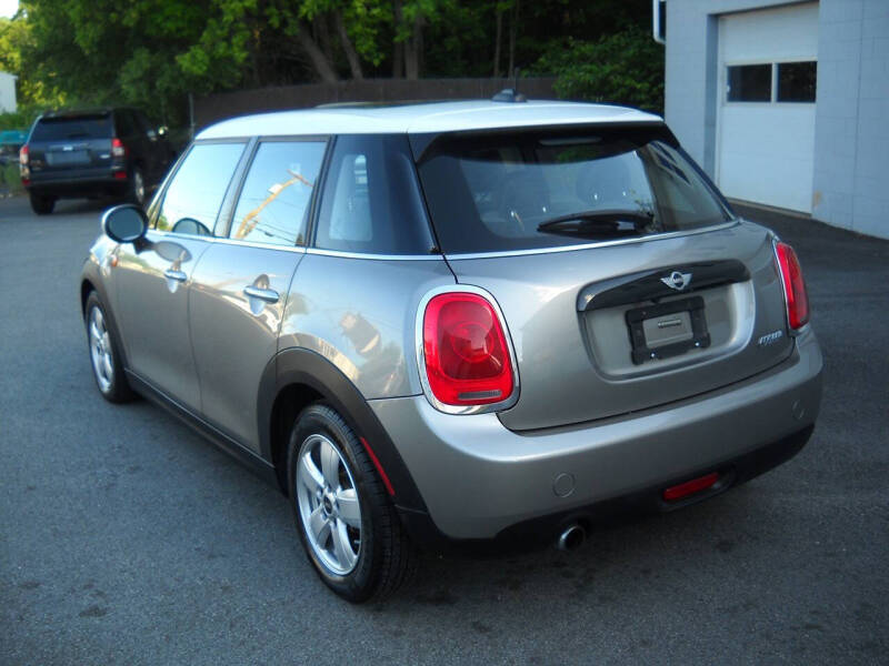 2017 MINI Hardtop 4 Door Cooper