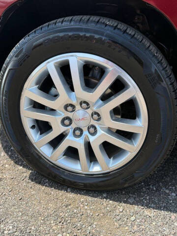 2016 GMC Acadia Denali