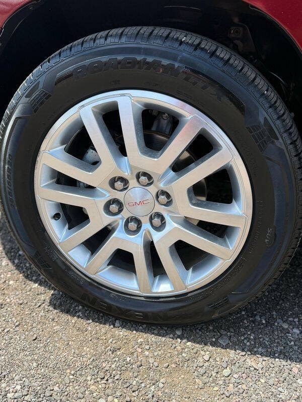 2016 GMC Acadia Denali