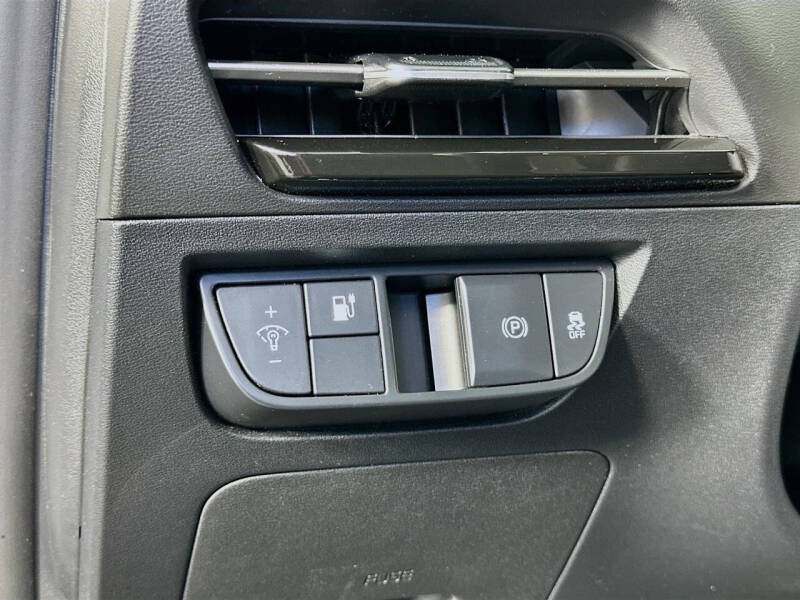2024 Kia EV6 Light