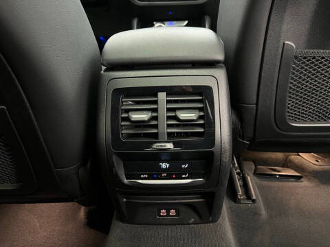 2024 BMW X4 xDrive30i