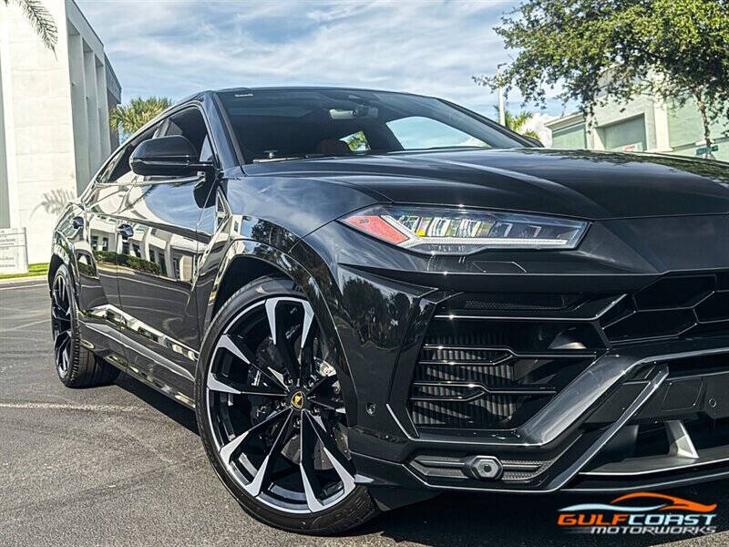 2022 Lamborghini Urus