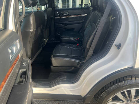2016 Ford Explorer Platinum