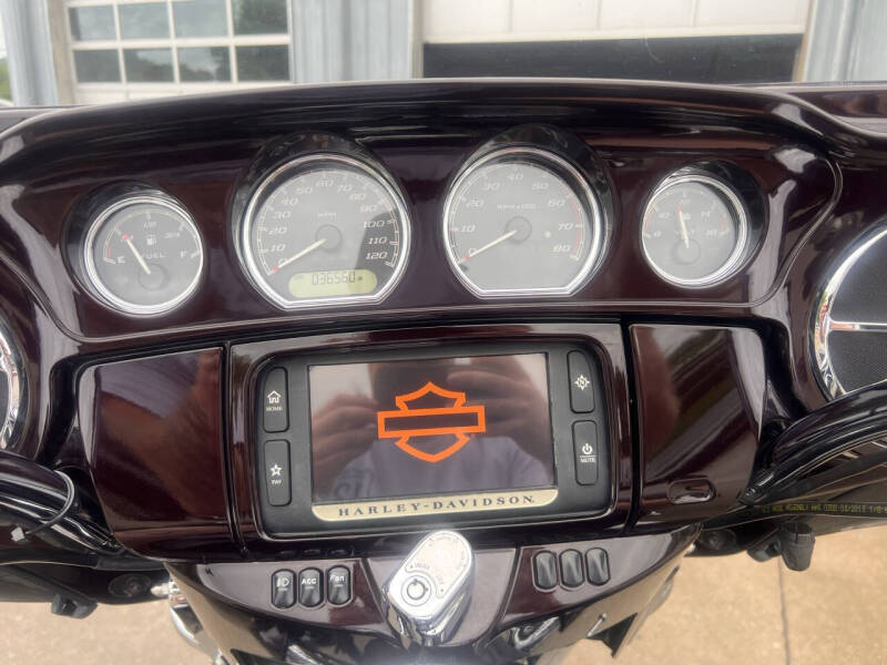 2014 Harley-Davidson FLHTCUTG