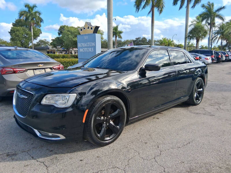 2018 Chrysler 300 C