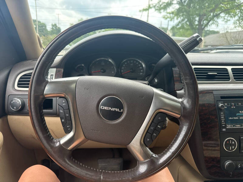 2007 GMC Yukon XL Denali