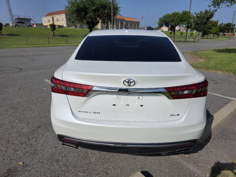 2017 Toyota Avalon XLE Premium
