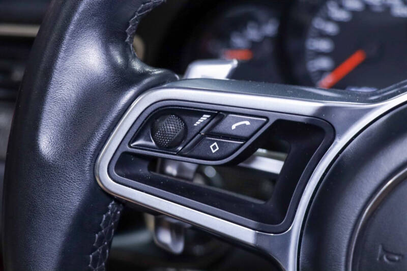 2018 Porsche 911 Carrera 4S