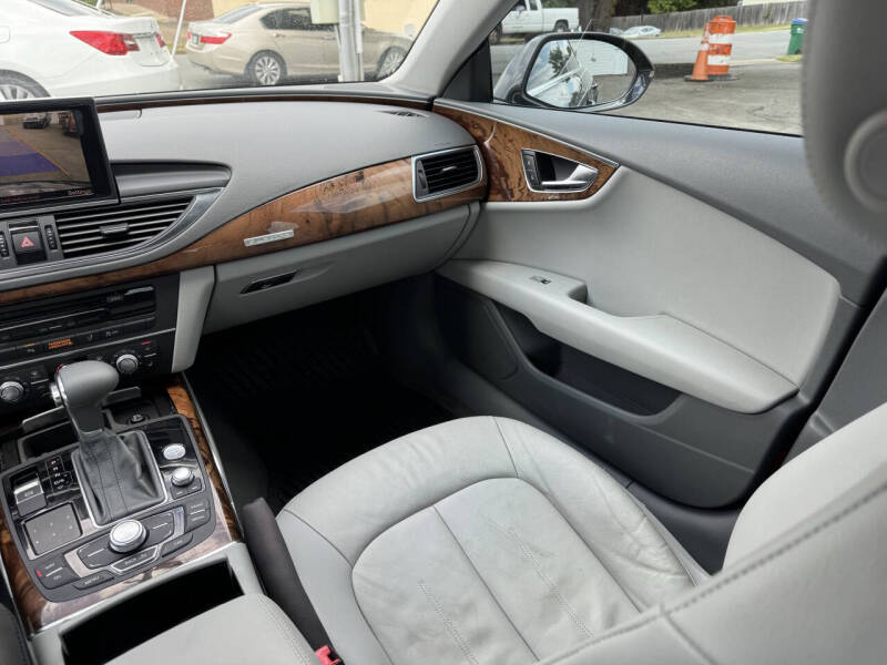 2012 Audi A7 3.0T quattro Premium Plus