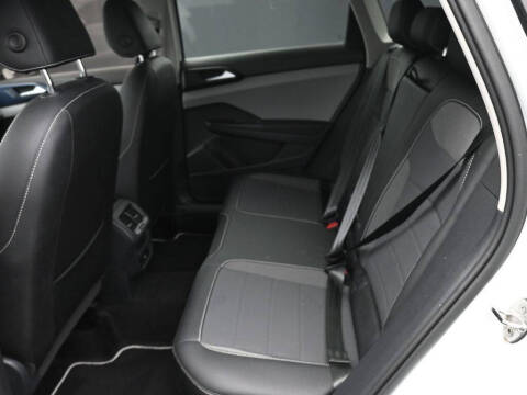 2022 Volkswagen Taos SE 4Motion