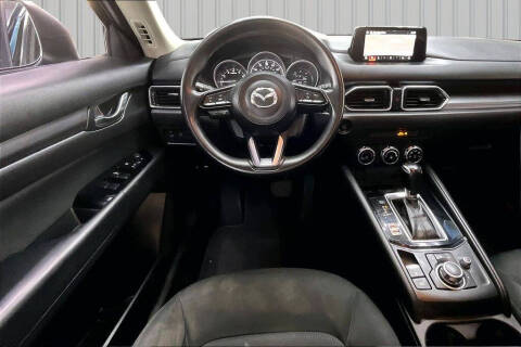 2017 Mazda CX-5 Sport