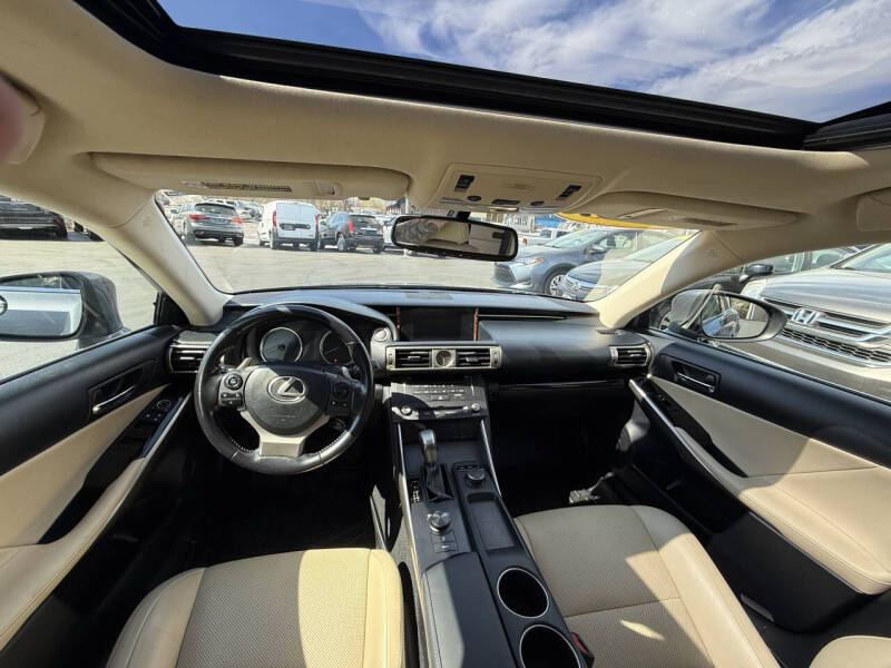2015 Lexus IS 250