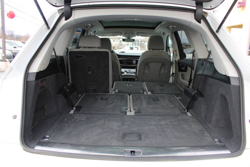 2021 Audi Q7 quattro Premium 55 TFSI