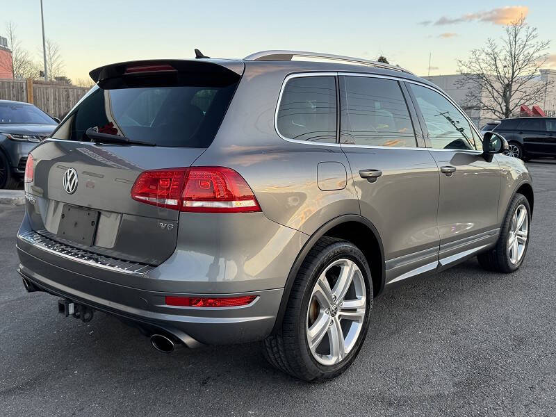 2014 Volkswagen Touareg V6 R-Line