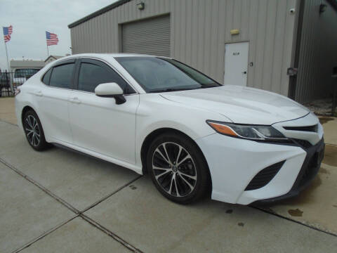 2020 Toyota Camry SE Nightshade