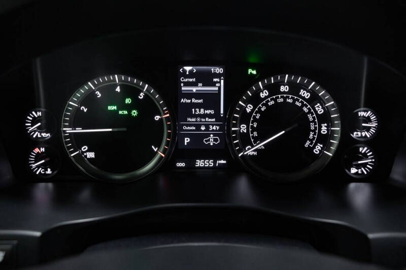 2021 Lexus LX 570 Three-Row