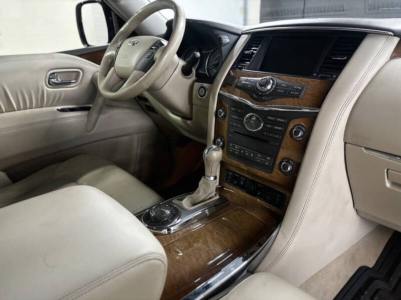 2012 Infiniti QX56