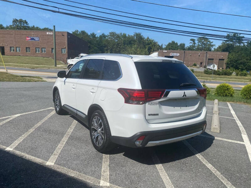 2017 Mitsubishi Outlander SEL photo 8