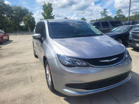 2017 Chrysler Pacifica Touring