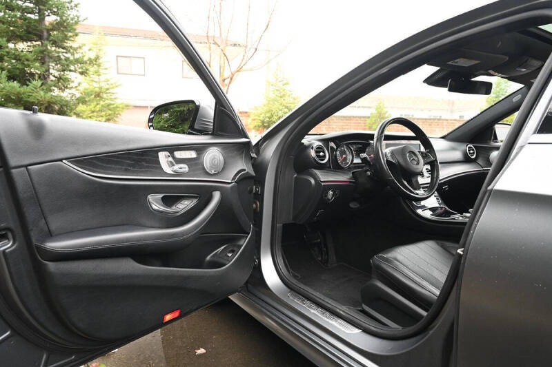 2017 Mercedes-Benz E-Class E 300 4MATIC