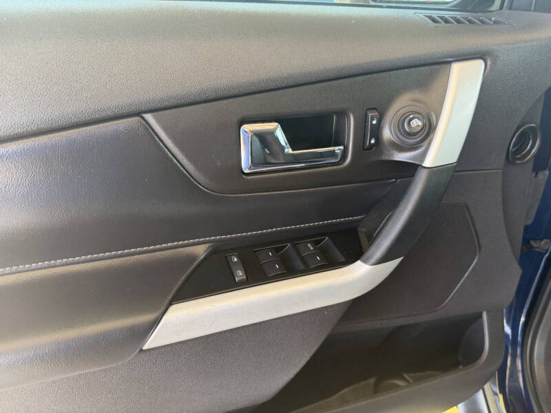 2012 Ford Edge SE
