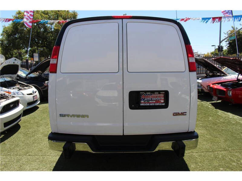 2020 GMC Savana 2500