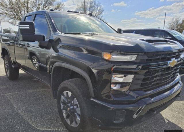 Used 2024 Chevrolet Silverado 2500HD Custom with VIN 1GC5YME7XRF164166 for sale in Bloomington, IL