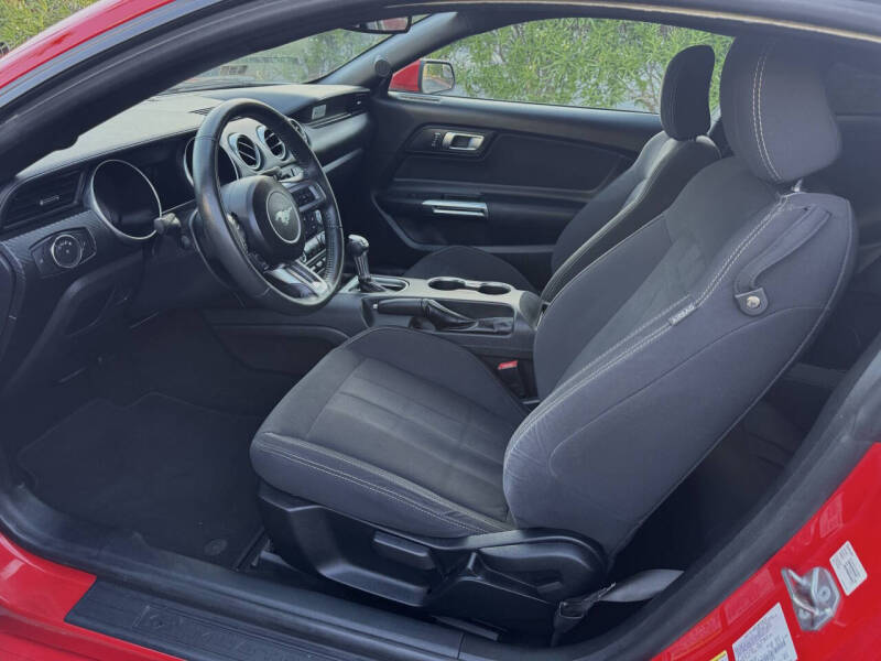 2019 Ford Mustang EcoBoost