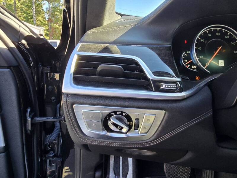 2016 BMW 7 Series 750i xDrive