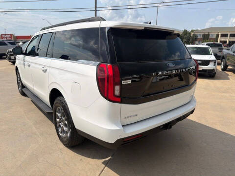 2025 Ford Expedition MAX Active