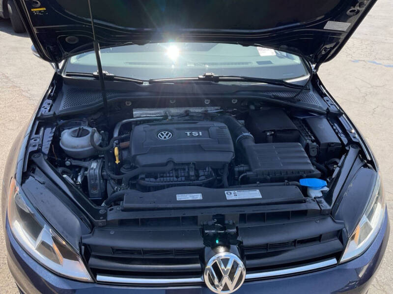 2017 Volkswagen Golf