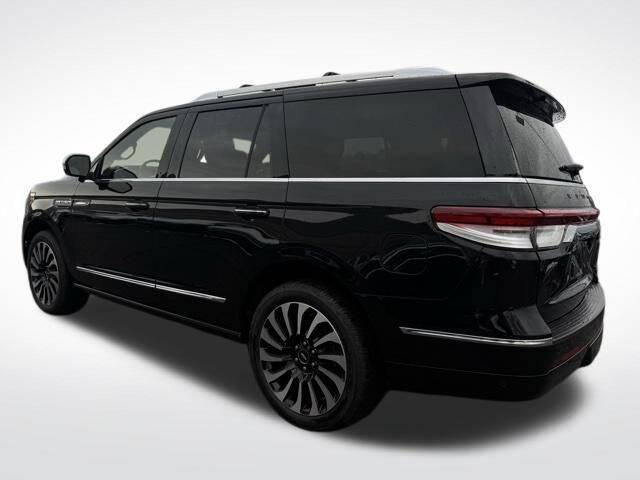 2022 Lincoln Navigator Black Label