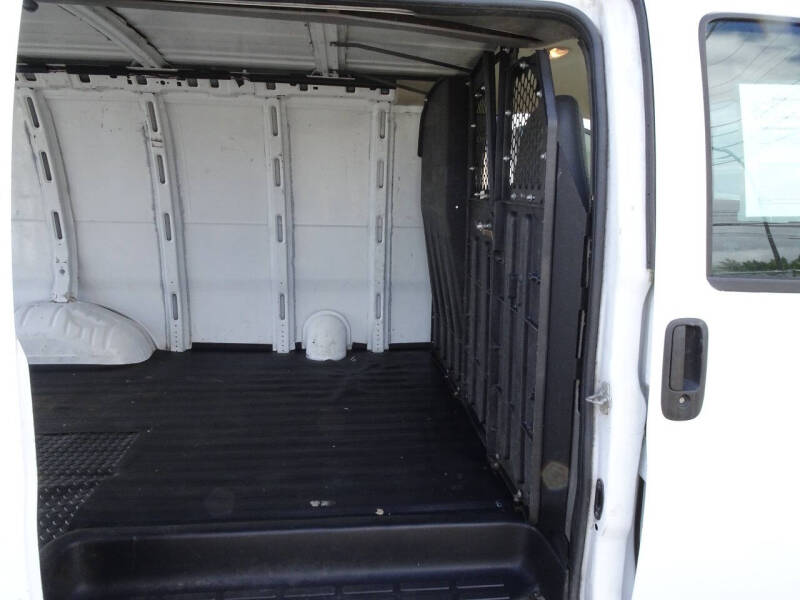 2006 GMC Savana 2500