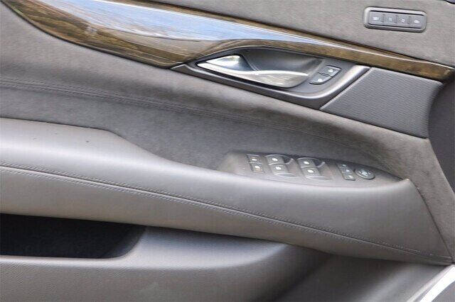 2020 Cadillac Escalade Platinum