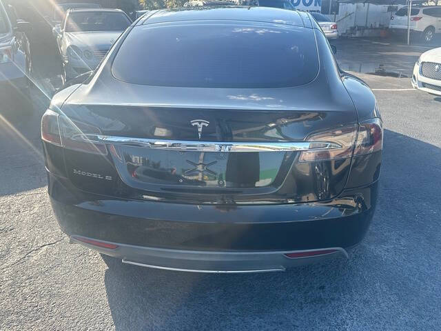 2013 Tesla Model S