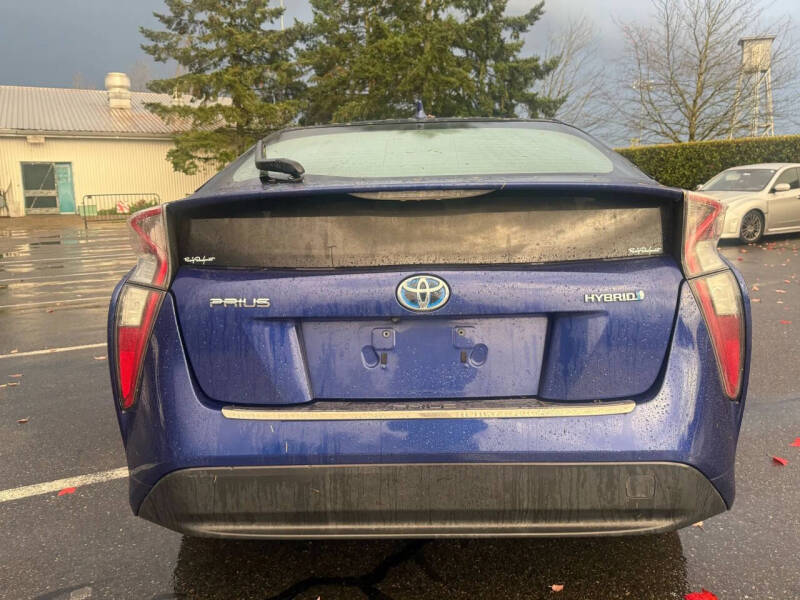 2016 Toyota Prius Two