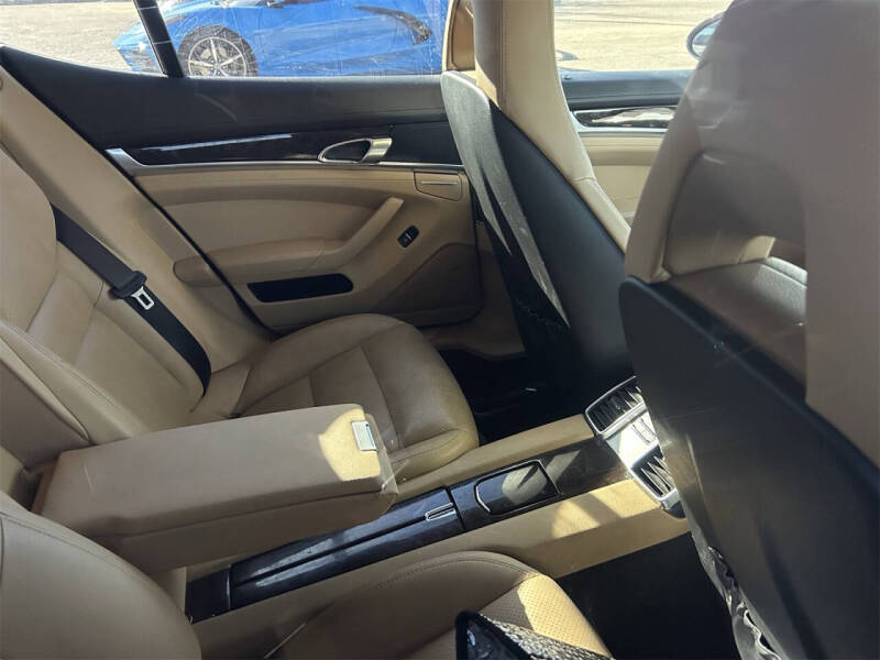 2015 Porsche Panamera 4S