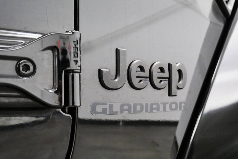 2021 Jeep Gladiator Willys