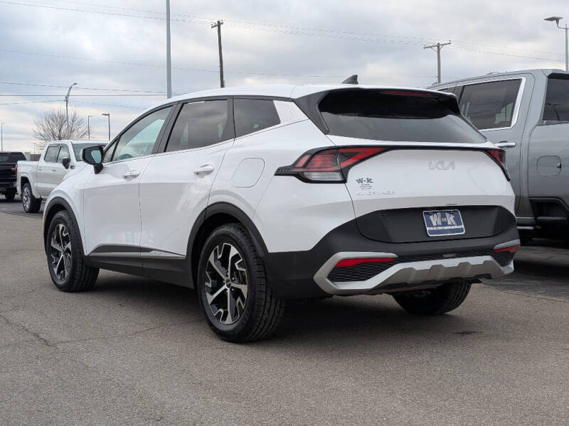 2024 Kia Sportage EX