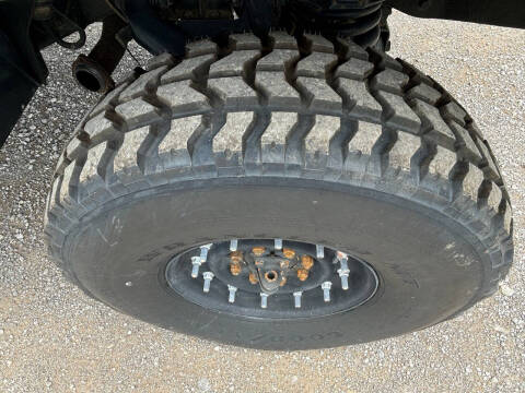 2001 AM General HMMWV