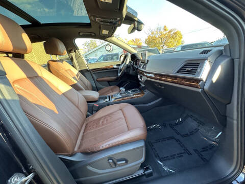 2018 Audi Q5 2.0T quattro Premium Plus