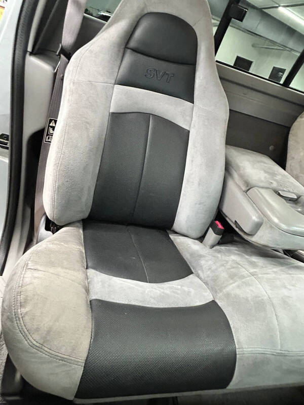 2000 Ford F-150 SVT Lightning