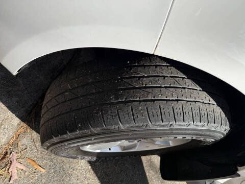 2011 Nissan Pathfinder SV