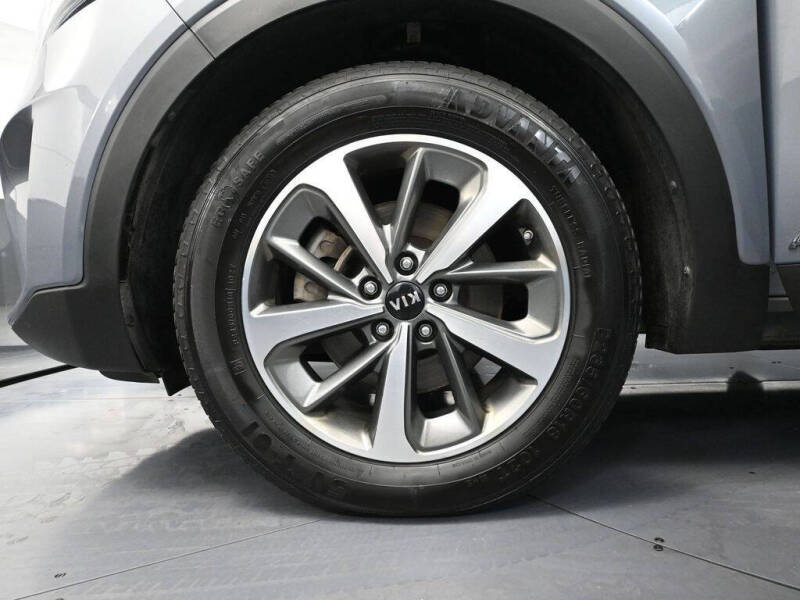 2020 Kia Sorento LX V6