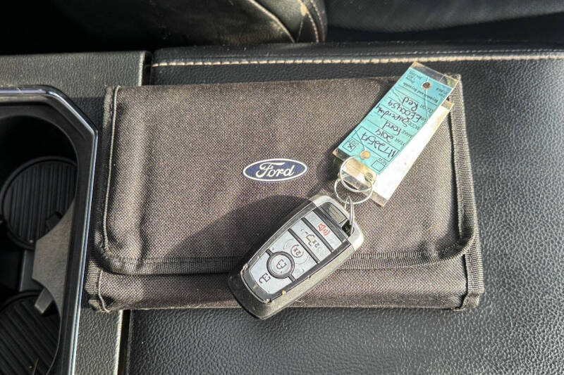 2019 Ford F-250 Super Duty Lariat