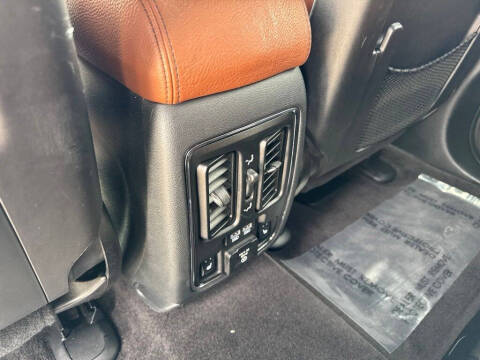 2017 Jeep Grand Cherokee Summit