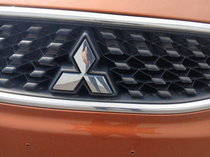 2020 Mitsubishi Mirage LE