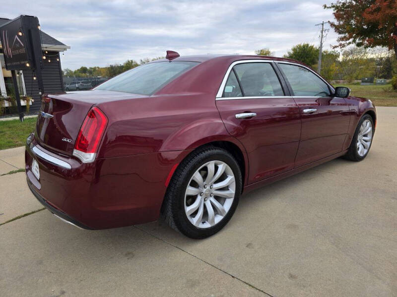 2018 Chrysler 300 Limited